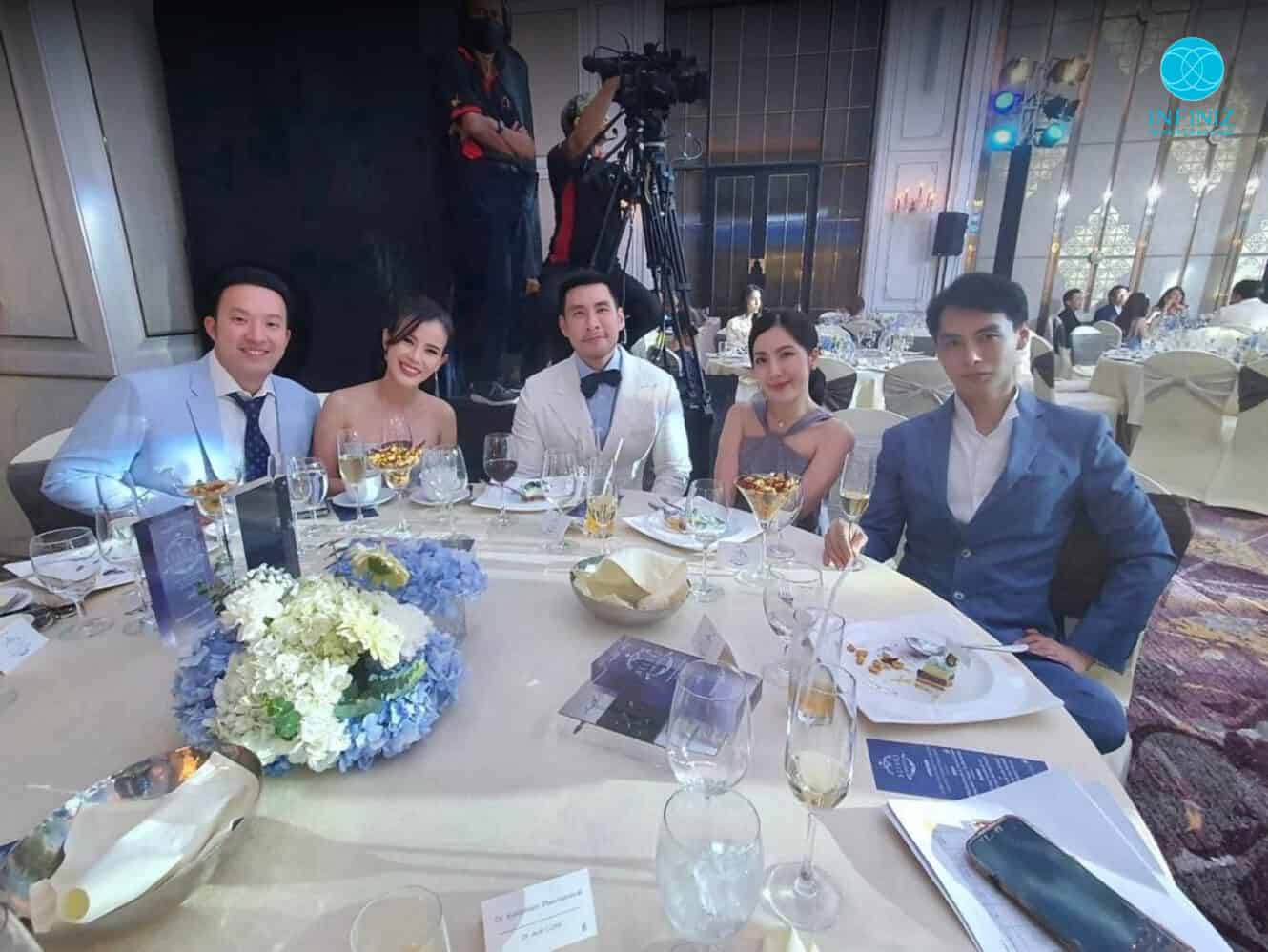 บรรยากาศงาน 𝗔𝗟𝗟𝗨𝗥𝗘 𝗡𝗜𝗚𝗛𝗧 2023 6 Dr.Aou Infiniz Award 05