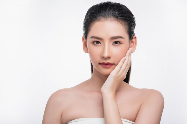 Thermage vs Ulthera สองเทคโนโลยียกกระชับใบหน้า แบบไหนเหมาะกับคุณ? 33 Thermage vs Ulthera